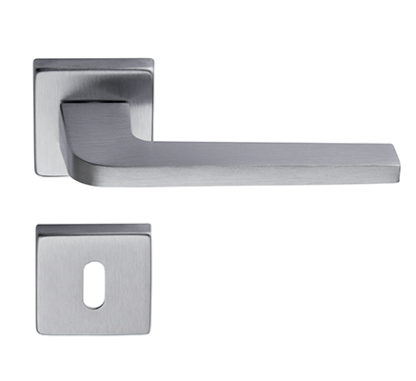 Maniglia per porte minimal modello Niko
